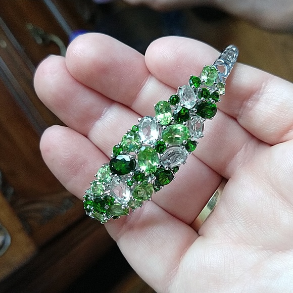 Green and clear gemstone sterling silver 925 bracelet hinged bangle - Picture 9 of 12